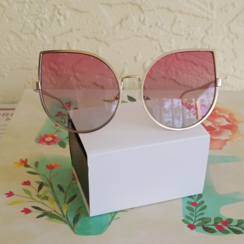 2019 CLEAR 2 TONE LENS CAT EYE STYLE SUNGLASSES  O - Picture 3 of 4